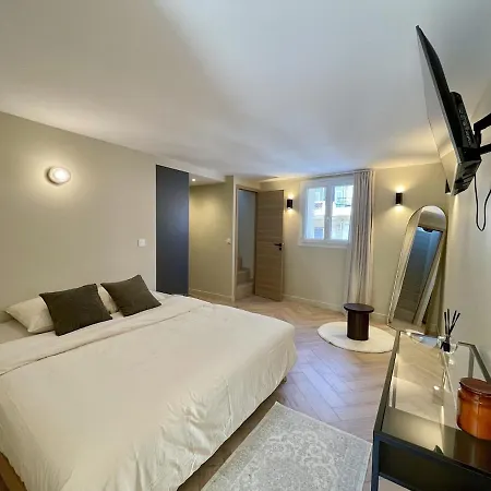 House With Sunny Terrace And Ac * Nizza