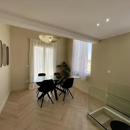 House With Sunny Terrace And Ac Villa *