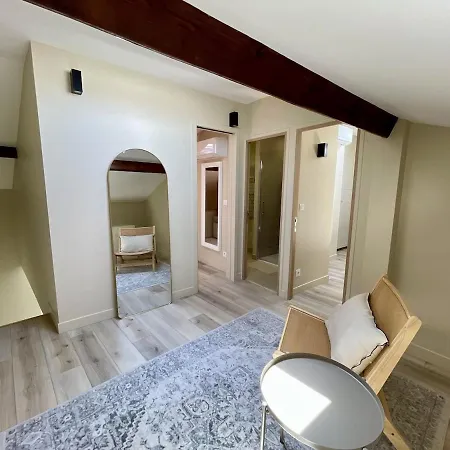 House With Sunny Terrace And Ac * Nice